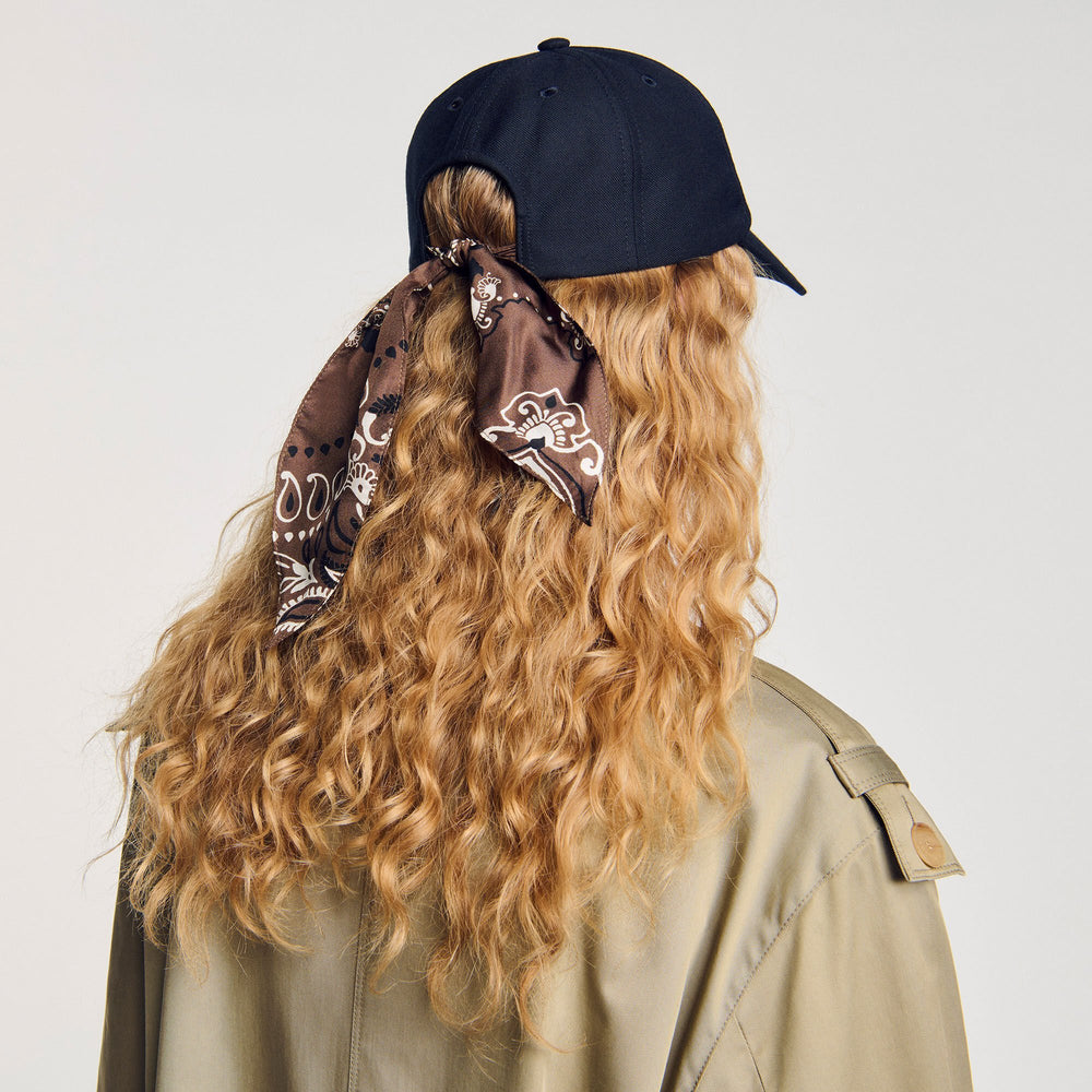 Sandro / Cap with tied scarf Blue
