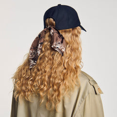 Sandro / Cap with tied scarf Blue