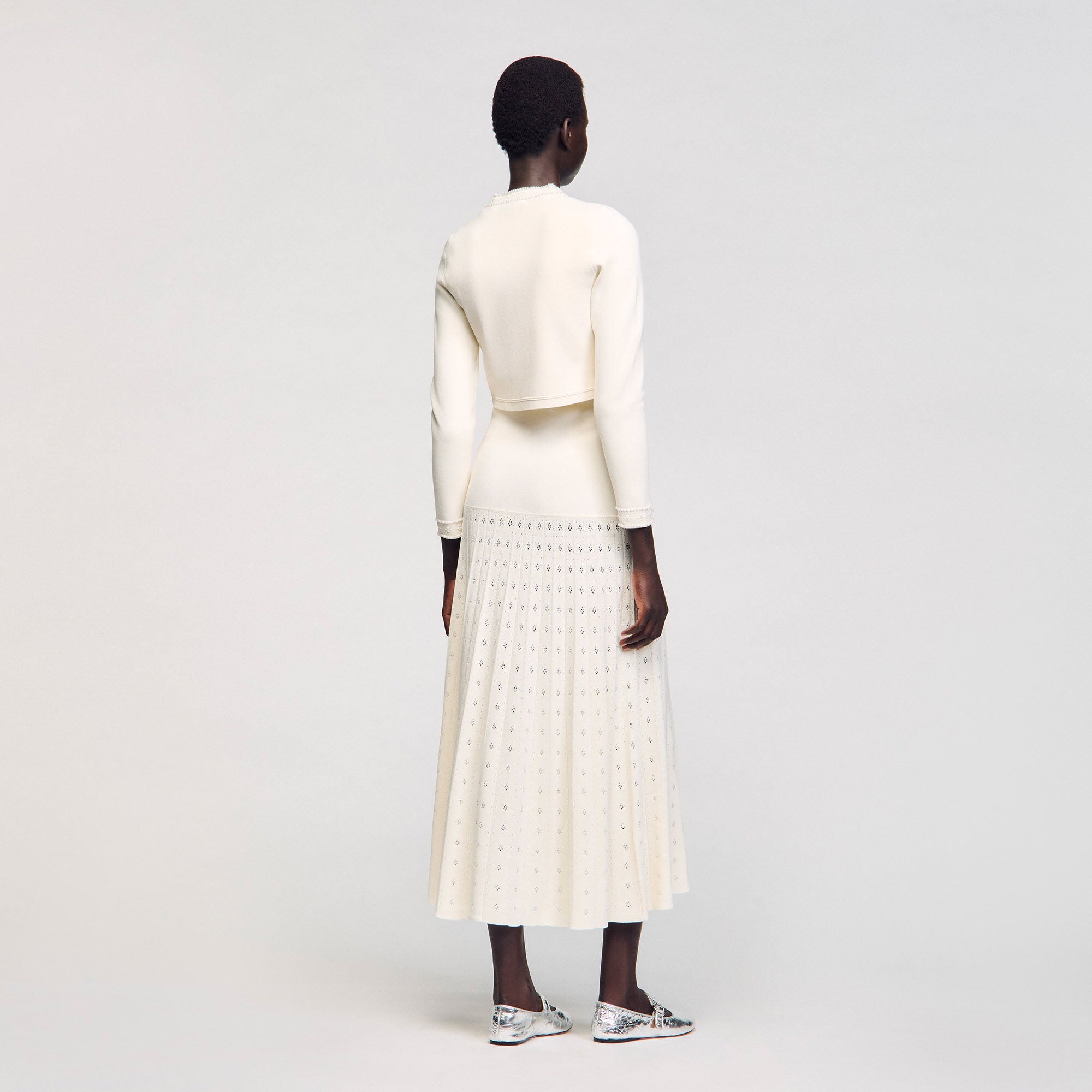 Sandro / Cropped cardigan with pearl buttons Ecru