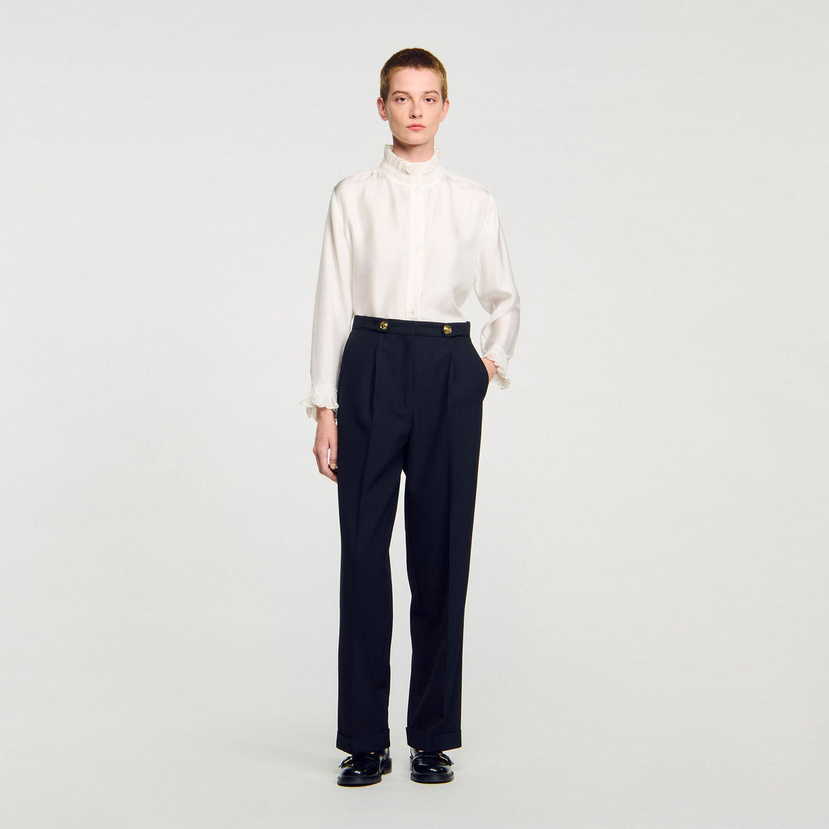 Sandro / Silk shirt with gathered collar Ecru