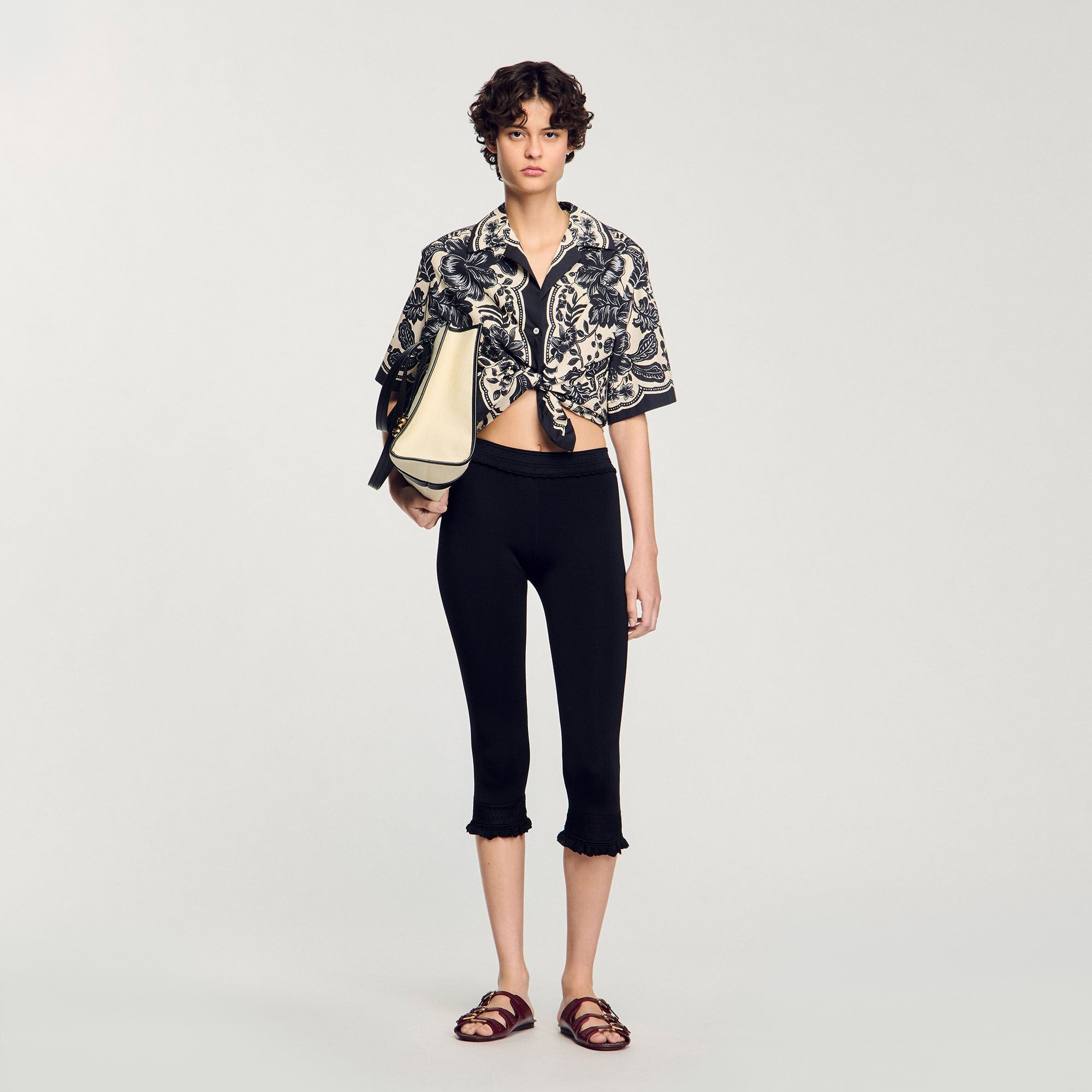 Sandro / Floral motif shirt Ecru / Black