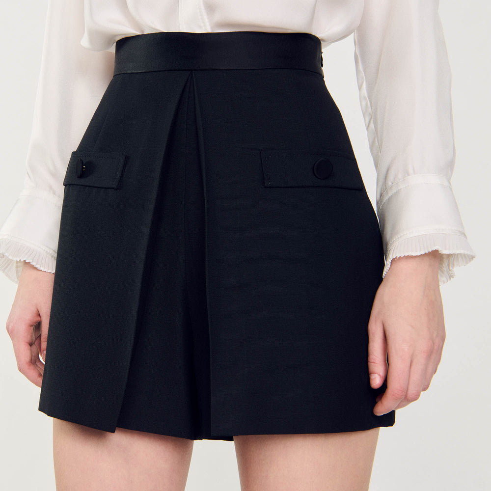Sandro / High-waisted shorts with buttons Black
