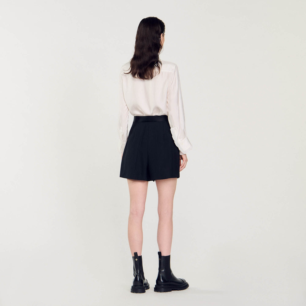Sandro / High-waisted shorts with buttons Black