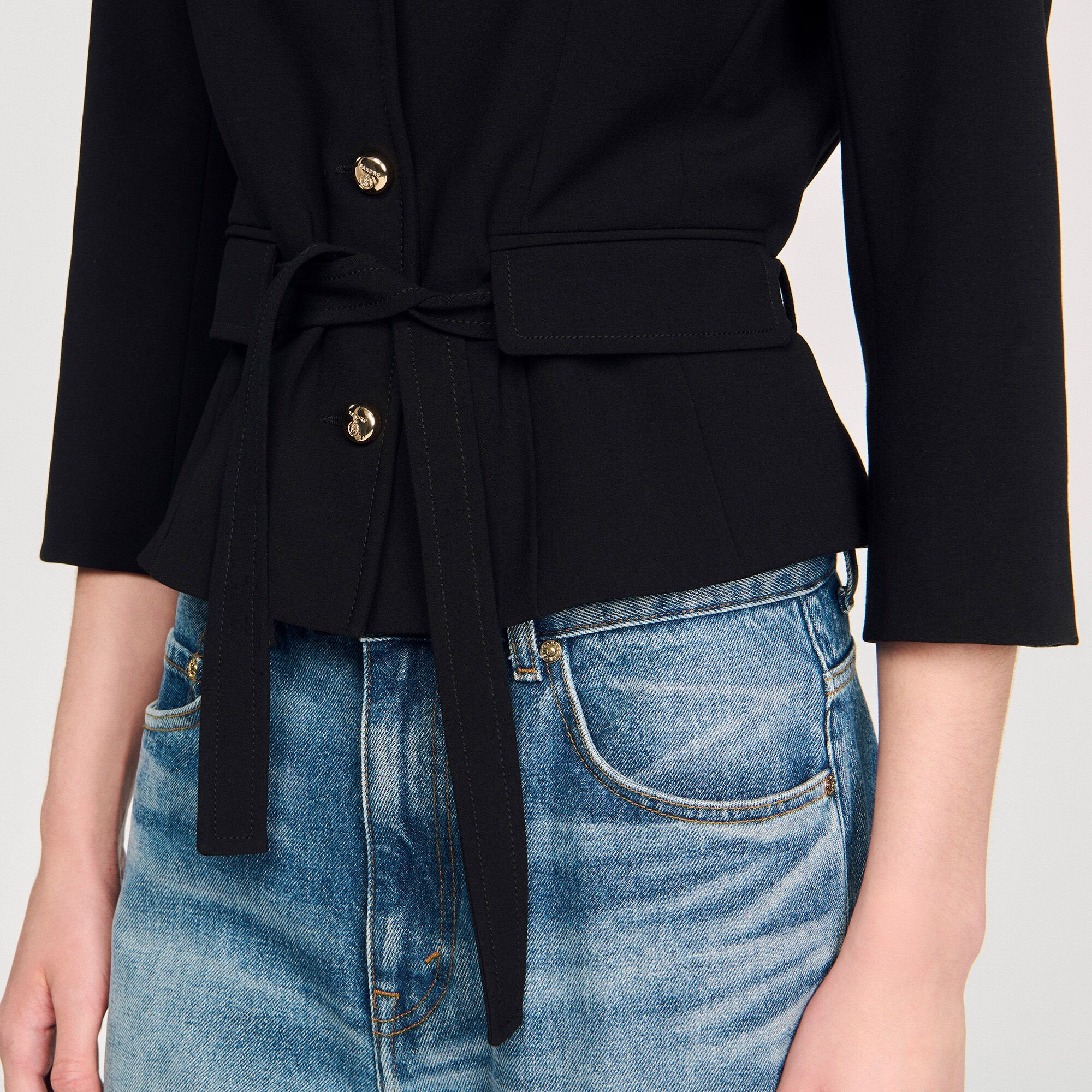 Sandro / Short tailored jacket Black