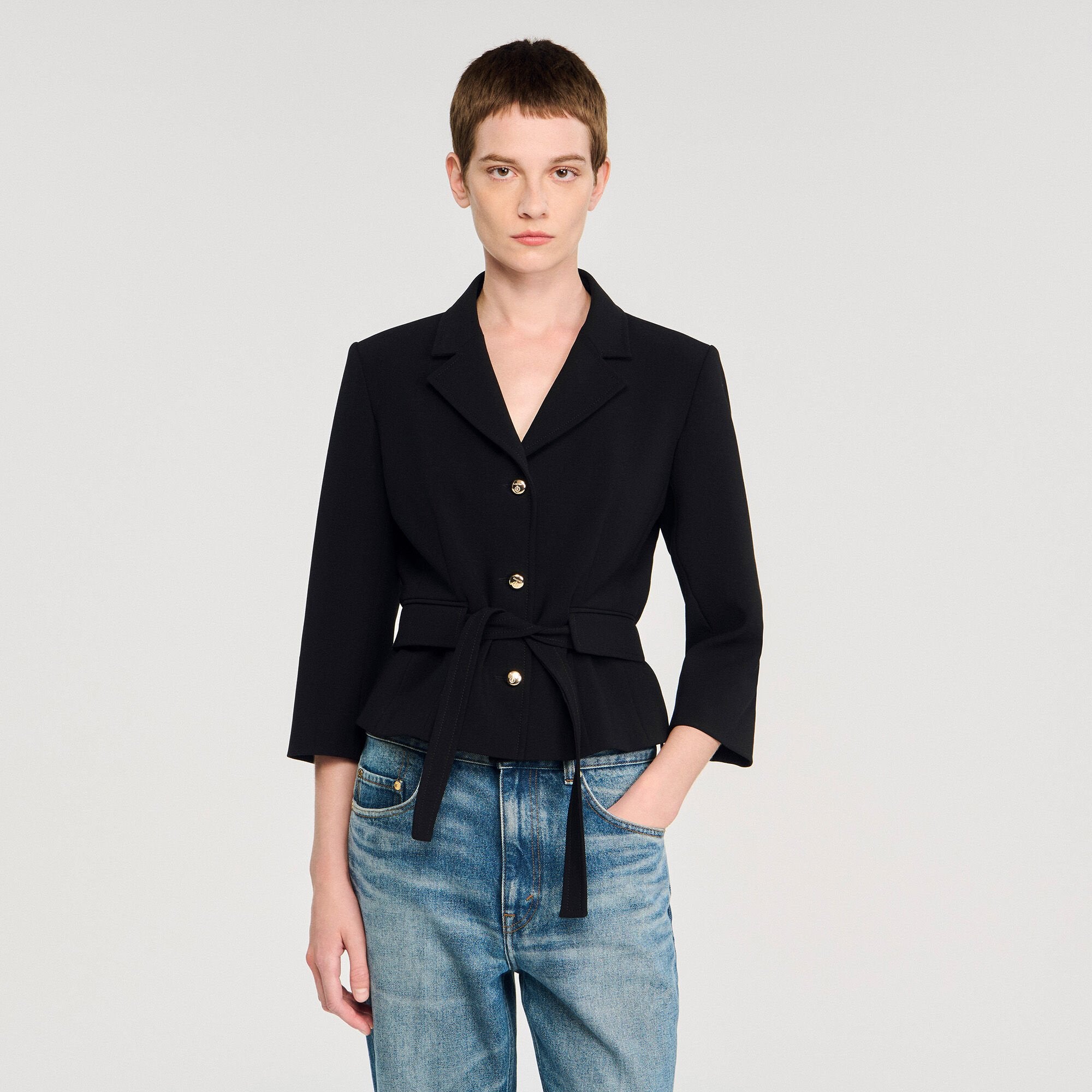 Sandro / Short tailored jacket Black
