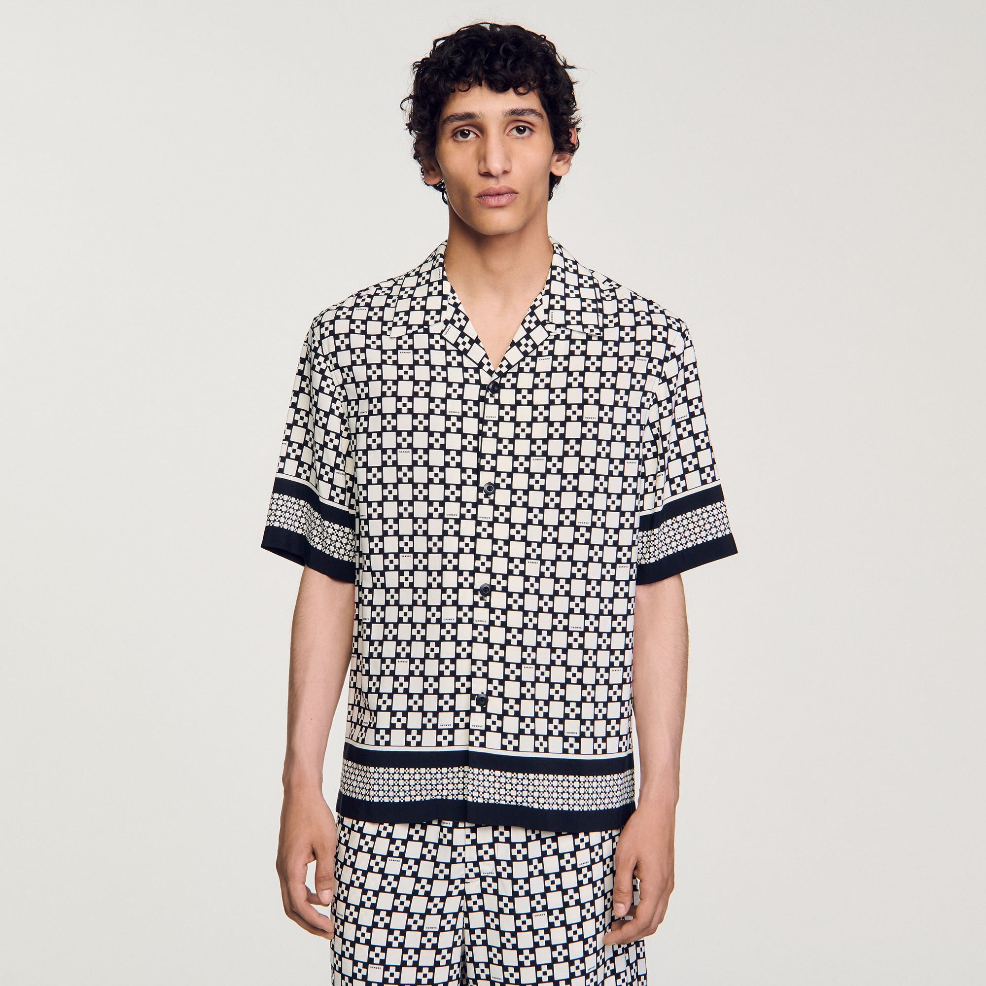 Sandro / Square Cross short-sleeved shirt Ecru / Navy