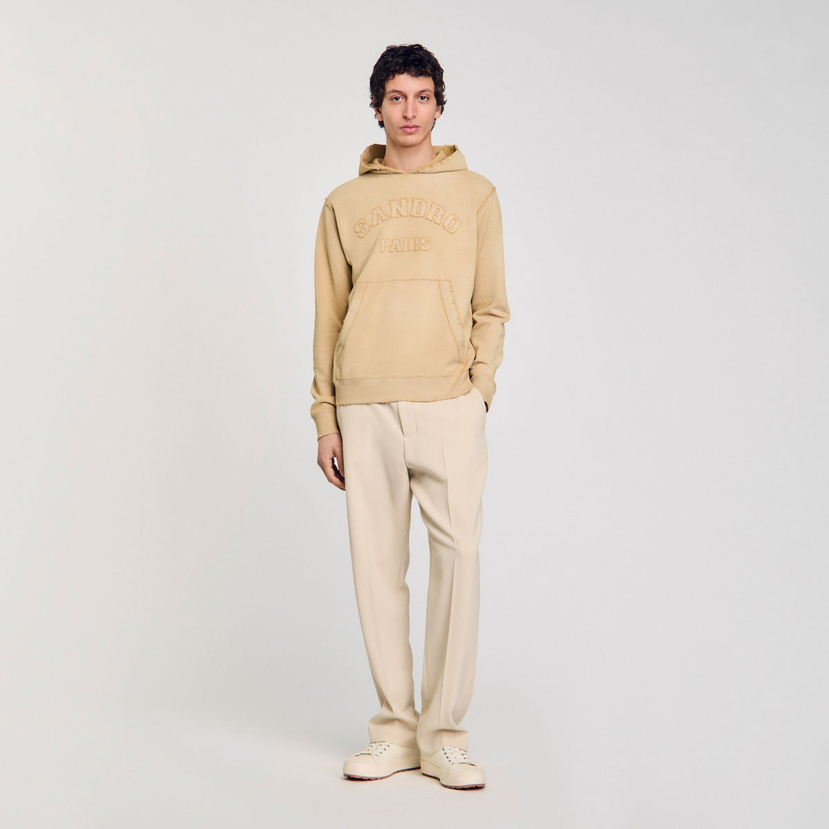 Sandro / Patch sweatshirt Sand.