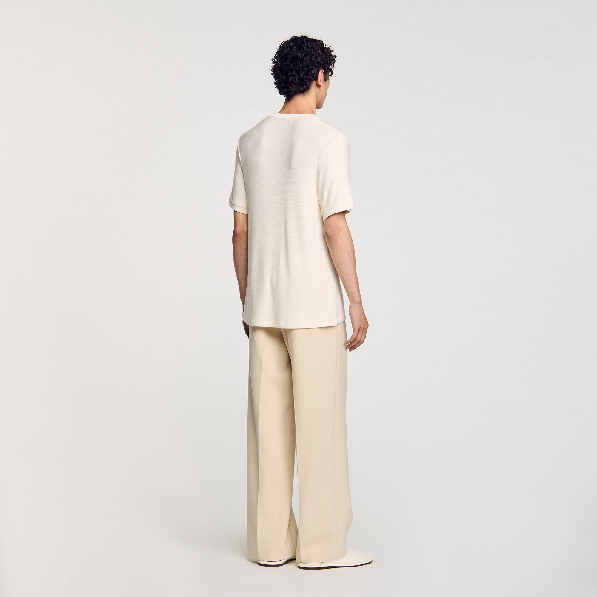 Sandro / Mock neck T-shirt Ivory.