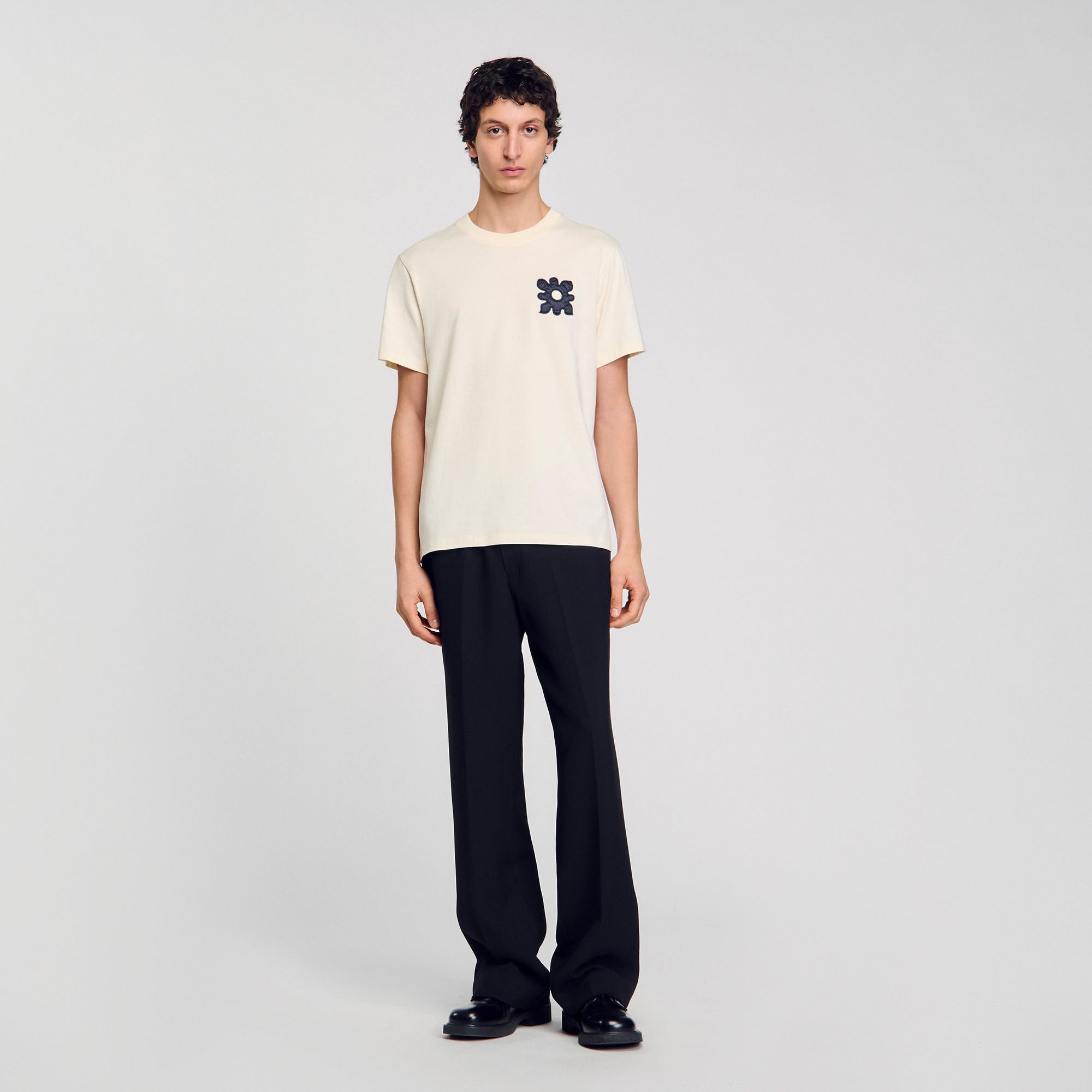Sandro / T-shirt with flower detail Ivory.